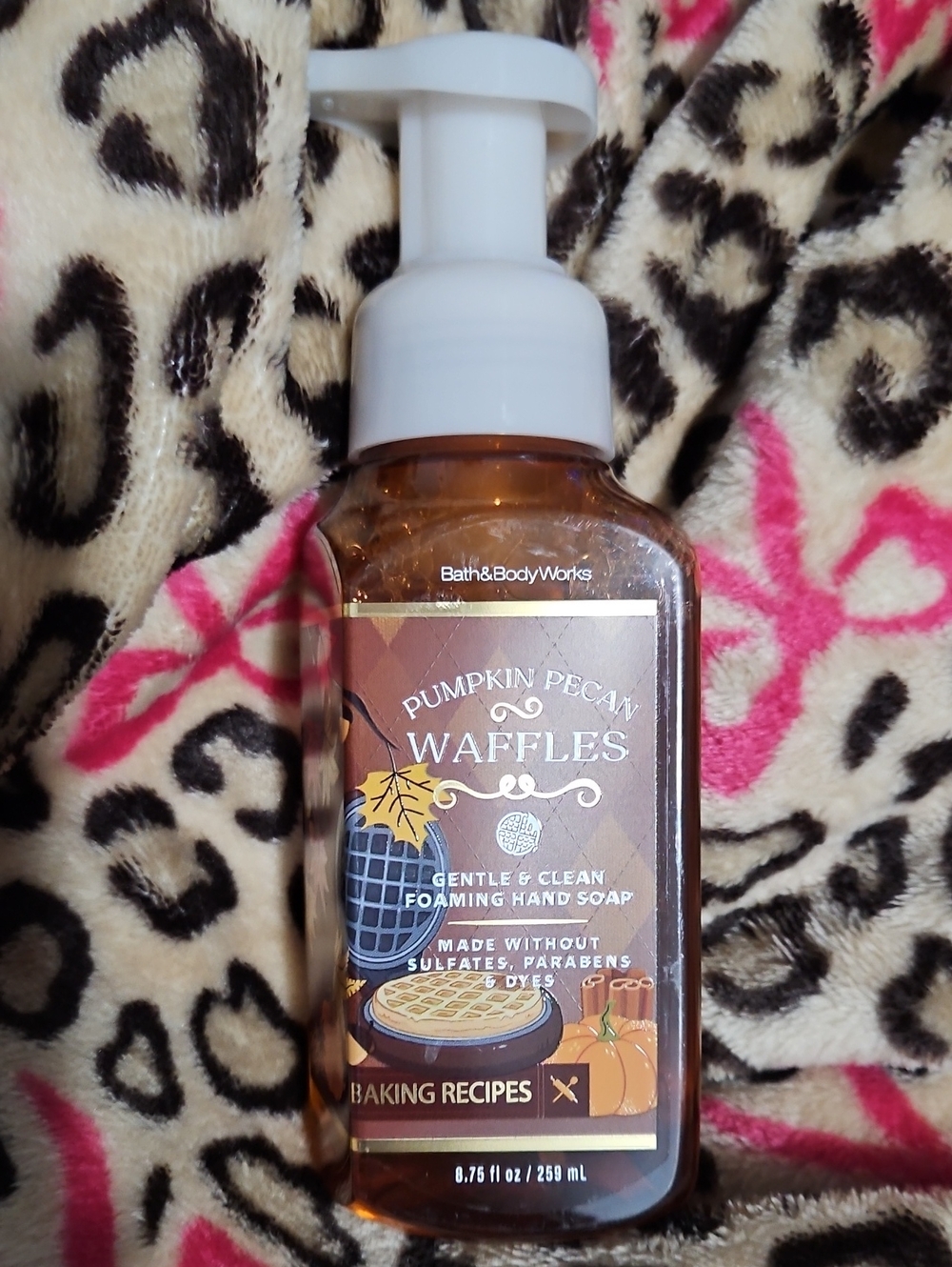 Bath & Body Works Pumpkin Pecan Waffles Hand Soap